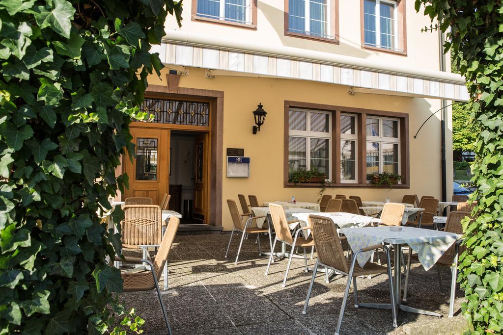 Allschwil Hotel Roessli מראה חיצוני תמונה
